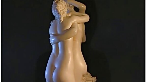 Ein Mann betritt die Katze seiner Mutter mit einer großen Klitoris. reife frauen free porno